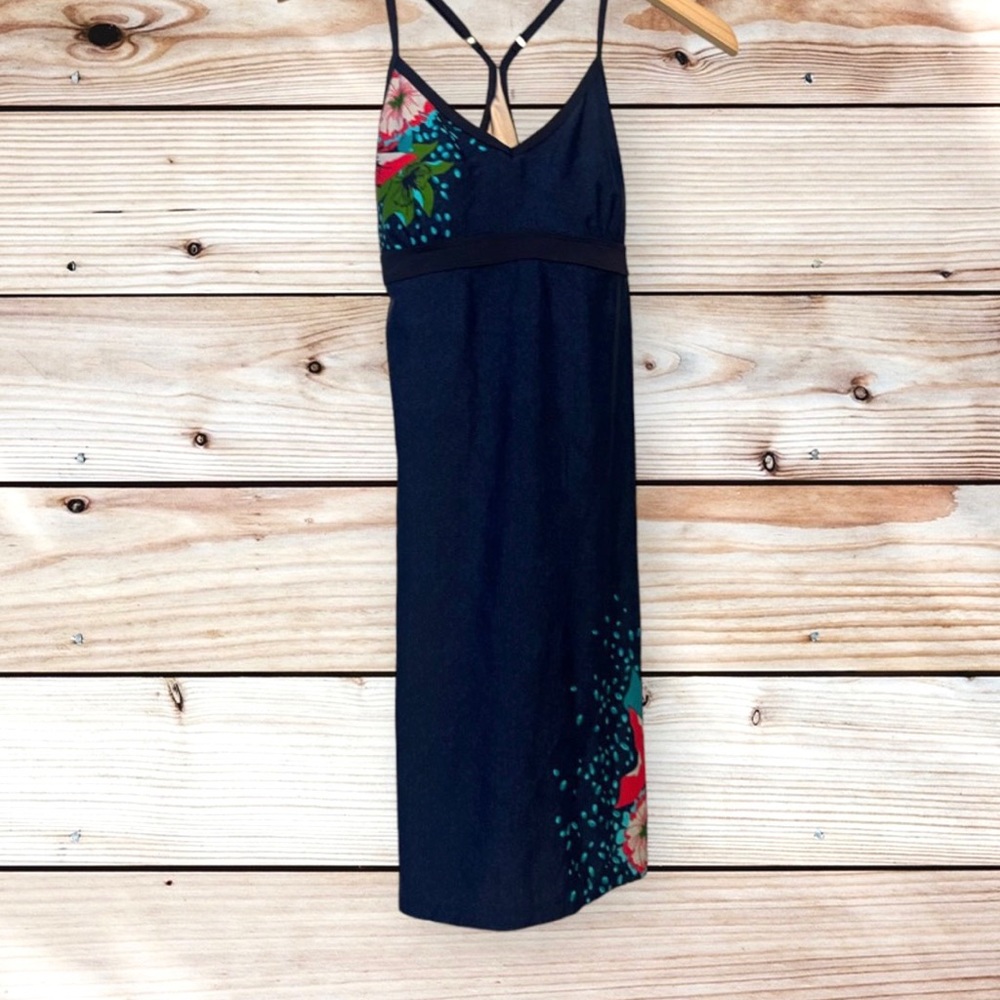 Athleta built in bra athletic dress